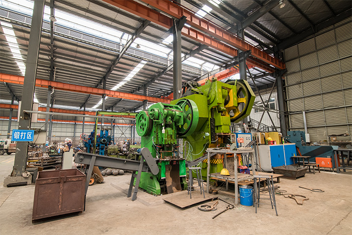 瓦房店网架配件-锥头加工车间